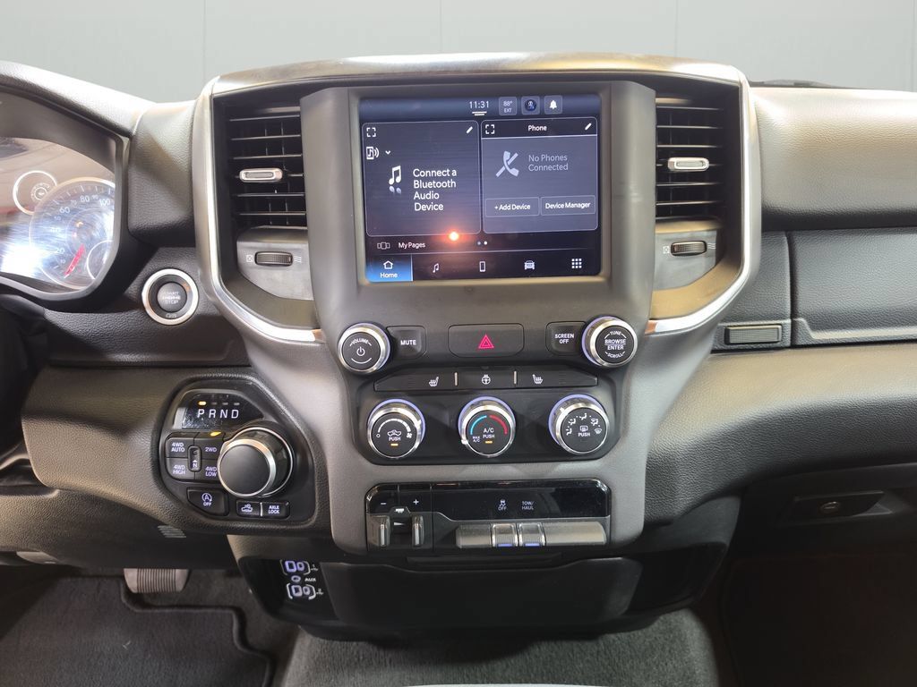 Used 2024 RAM 1500 Big Horn AWD/4WD image 19