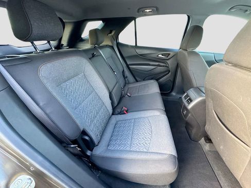 Used 2023 Chevrolet Equinox LT image 24