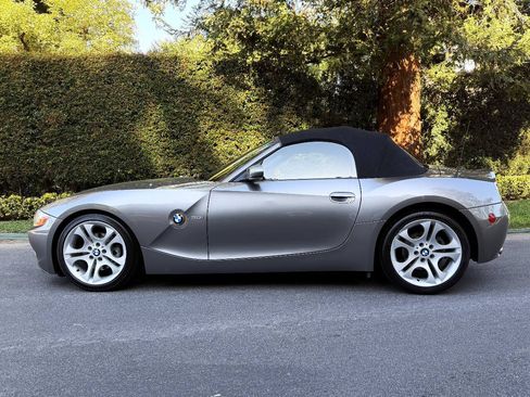 Used 2003 BMW Z4 3.0i RWD image 4