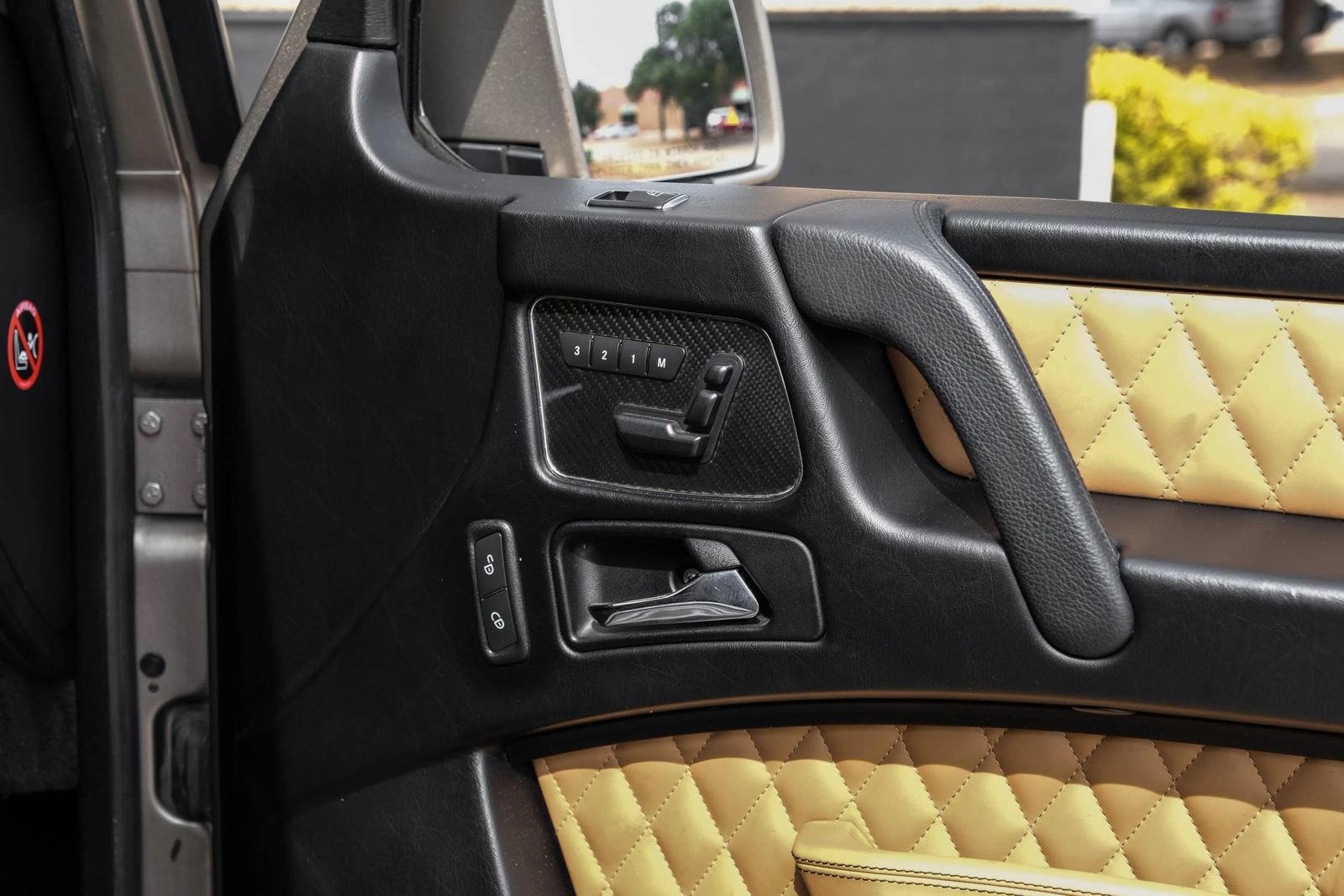 Used 2016 Mercedes-Benz G 65 AMG 4MATIC image 49