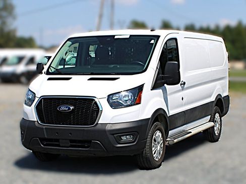 Used 2025 Ford Transit 250 Low Roof w/ Exterior Upgrade Package RWD image 2