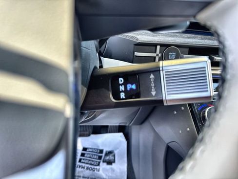 Used 2025 Hyundai Santa Fe Calligraphy image 29