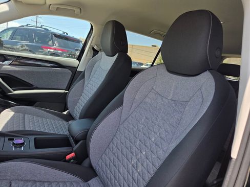 New 2026 Volkswagen Tiguan S FWD image 11