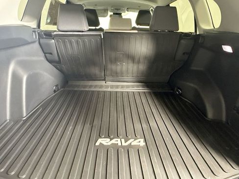 Used 2023 Toyota RAV4 XLE image 24