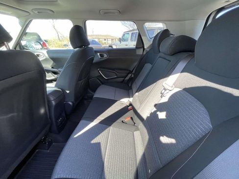 Used 2023 Kia Soul EX image 23