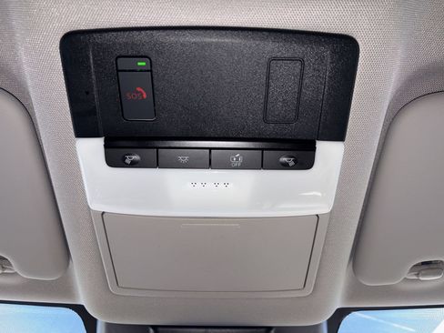 Certified 2023 Nissan Rogue SV FWD image 20