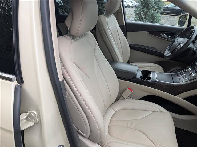 Used 2018 Lincoln MKX Reserve w/ Driver Assistance Package FWD image 13