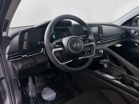 New 2026 Hyundai Elantra Blue FWD image 9