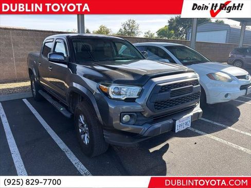 Certified 2017 Toyota Tacoma SR5 w/ Tow Package RWD image 1