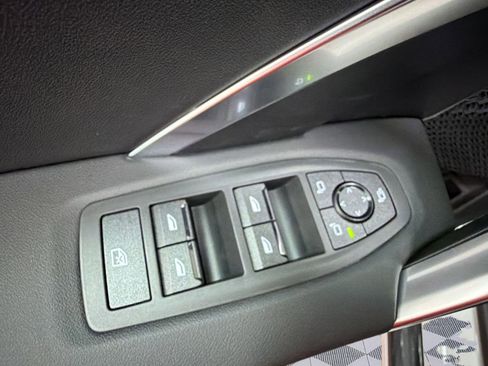 New 2026 BMW X1 xDrive28i w/ Technology Package image 12