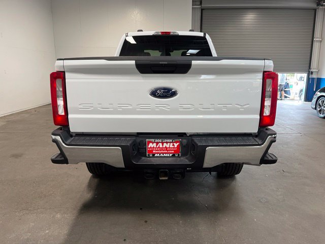Used 2025 Ford F250 XLT w/ FX4 Off-Road Package AWD/4WD image 4