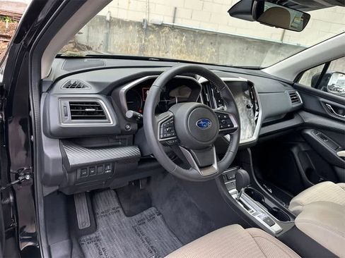 Certified 2025 Subaru Ascent Premium image 2