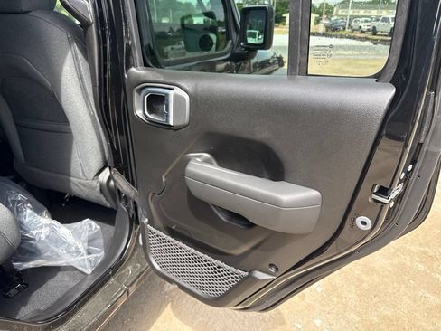 New 2026 Jeep Wrangler Unlimited Sport AWD/4WD image 23
