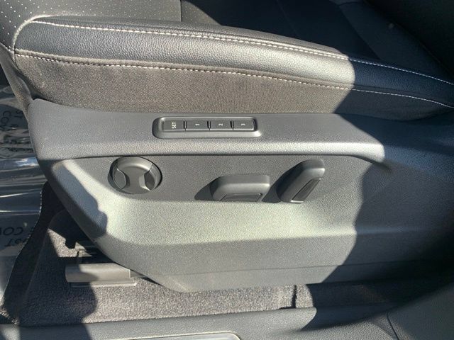 Used 2021 Volkswagen Atlas SEL AWD/4WD image 14