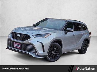 Used 2025 Toyota Highlander XSE AWD/4WD video 1