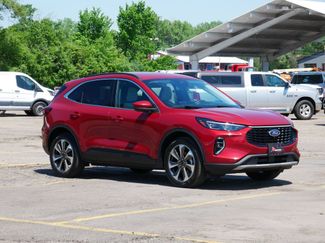 Certified 2023 Ford Escape Platinum w/ Premium Technology Package AWD/4WD video 1