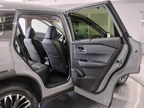 Used 2024 Nissan Rogue Platinum w/ Platinum Premium Package FWD image 53