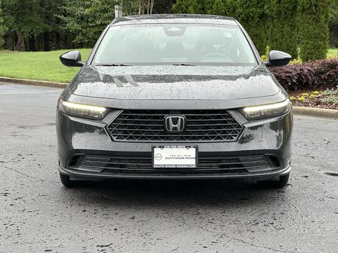 Used 2025 Honda Accord SE image 3