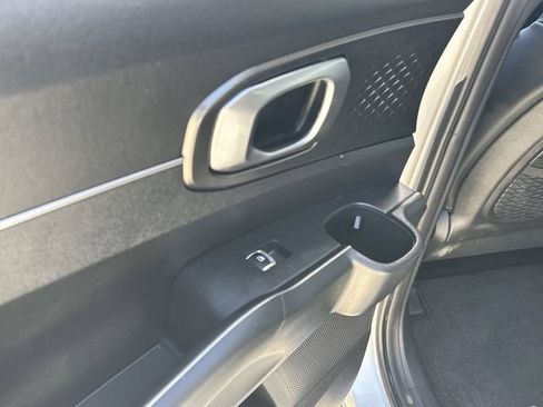 Certified 2022 Kia Sorento EX FWD image 12