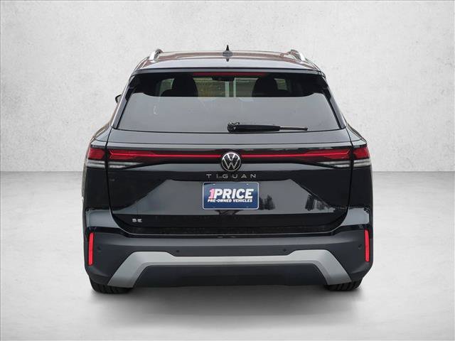 Used 2026 Volkswagen Tiguan SE FWD image 7