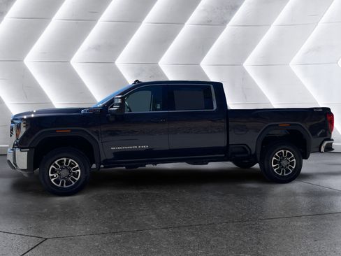 New 2026 GMC Sierra 2500 SLE w/ SLE Value Package; image 3