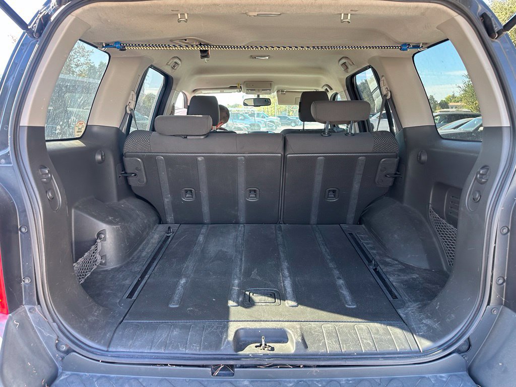 Used 2011 Nissan Xterra PRO-4X AWD/4WD image 7