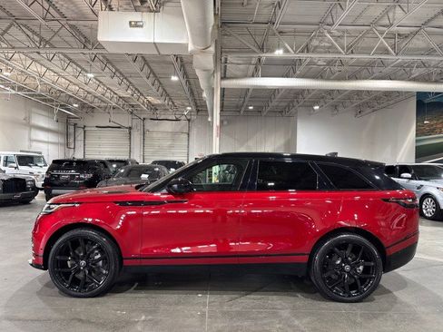 Used 2021 Land Rover Range Rover Velar R-Dynamic S image 32