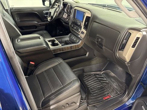 Used 2015 GMC Sierra 3500 Denali w/ Duramax Plus Package image 19