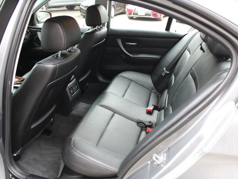 Used 2011 BMW 328i xDrive Sedan w/ Premium Pkg image 20