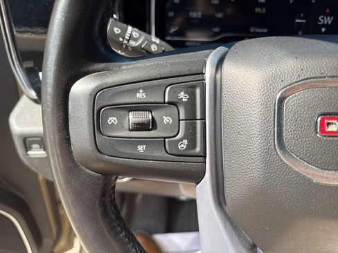 Used 2022 GMC Sierra 1500 Elevation image 30