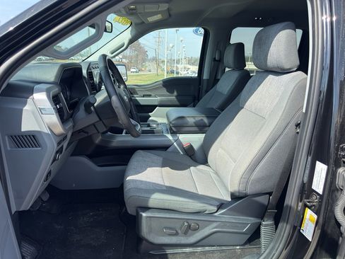 Used 2022 Ford F150 XLT w/ Equipment Group 302A High image 13