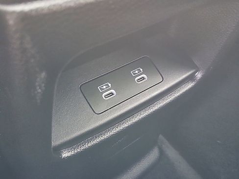 Certified 2025 Honda CR-V Sport Touring image 21