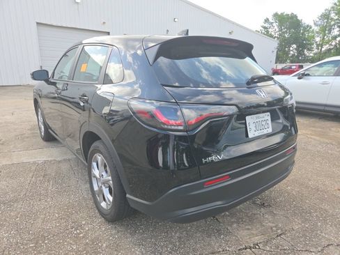 Used 2025 Honda HR-V LX image 8