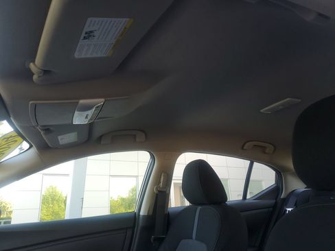 Certified 2025 Nissan Sentra SV FWD image 13