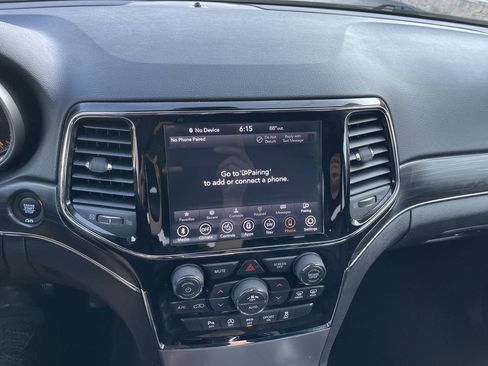 Used 2020 Jeep Grand Cherokee Limited w/ Premium Lighting Group AWD/4WD image 18