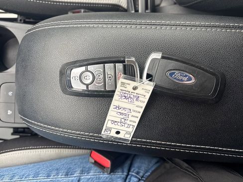 Used 2023 Ford Escape Active image 38