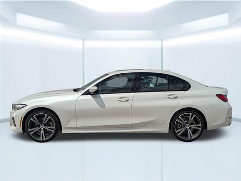 Used 2023 BMW 330i Sedan w/ Premium Package RWD image 2