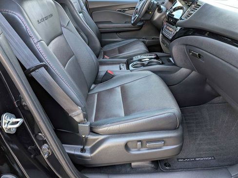 Used 2020 Honda Pilot Black Edition image 21