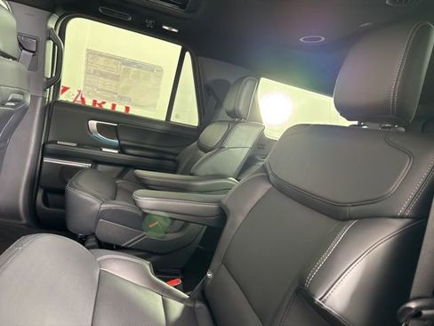 New 2025 Ford Expedition Max Platinum w/ Stealth Appearance Package image 17