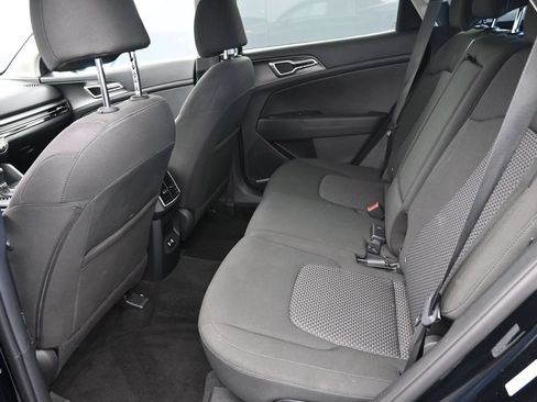 Used 2026 Kia Sportage LX FWD image 15