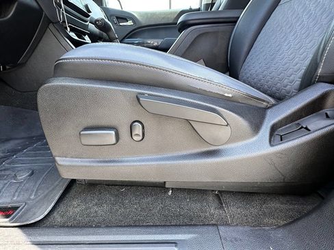 Used 2016 Chevrolet Colorado Z71 AWD/4WD image 19