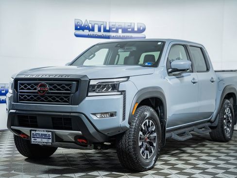 Used 2024 Nissan Frontier PRO-4X w/ Pro Convenience Package image 3