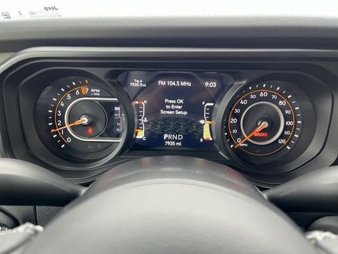 Used 2025 Jeep Gladiator Mojave AWD/4WD image 16