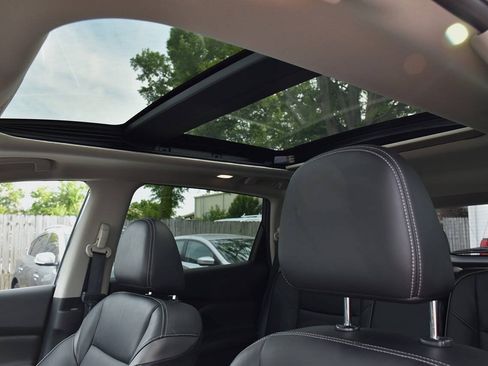 Used 2020 Nissan Murano Platinum w/ Cargo Package FWD image 15