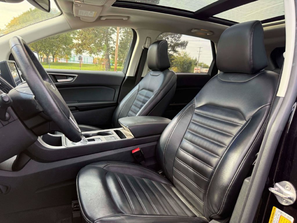 Used 2023 Ford Edge SEL w/ Convenience Package AWD/4WD image 18