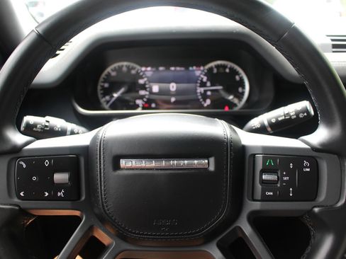 Used 2023 Land Rover Defender 130 X-Dynamic SE AWD/4WD image 26