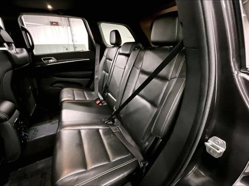 Used 2017 Jeep Grand Cherokee Limited AWD/4WD image 25