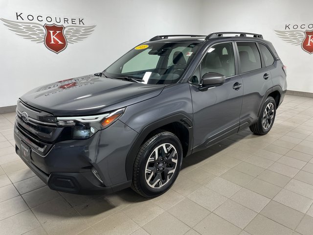 Used 2025 Subaru Forester Premium AWD/4WD image 3