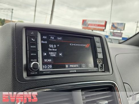 Used 2018 Dodge Grand Caravan SXT FWD image 8