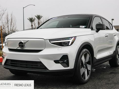 Used 2022 Volvo C40 P8 Recharge Ultimate image 3